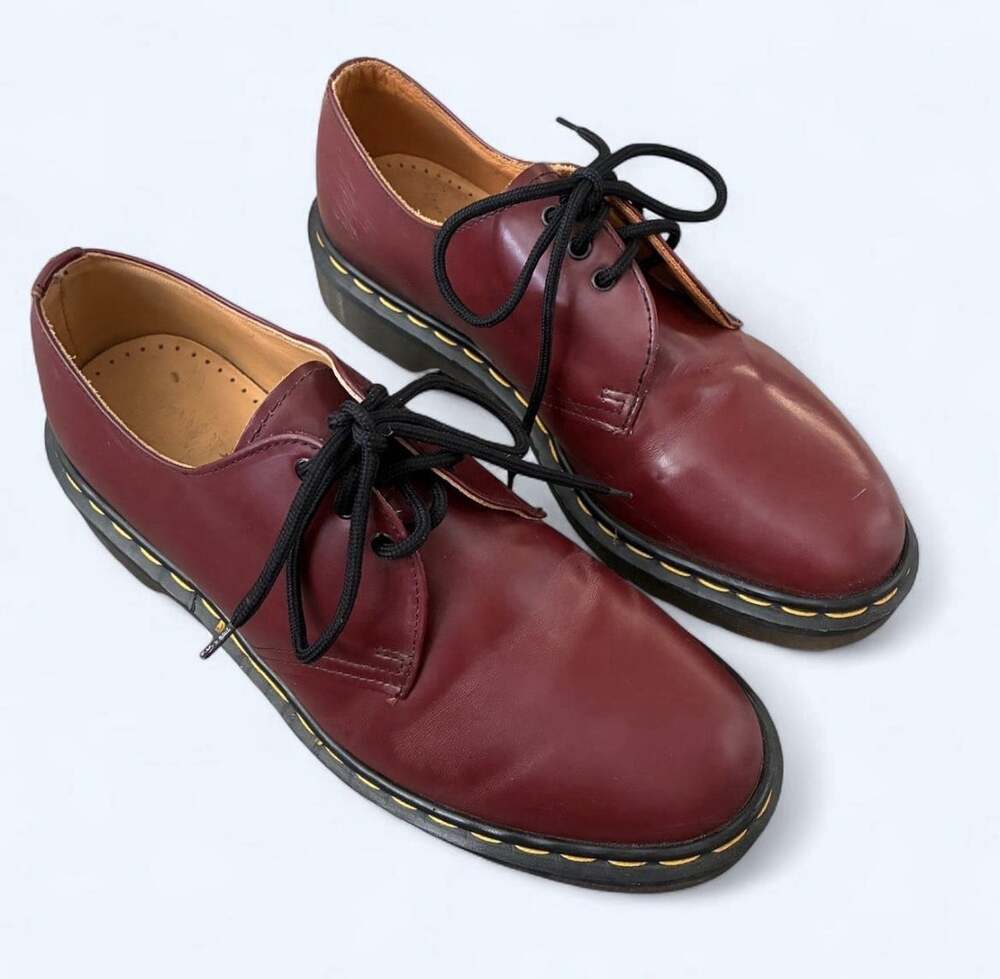 Vintage Doc Martens made in England Oxford Shoe 7 MEN Cherry Red